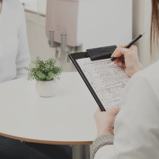 Health professional reviewing information with a family
